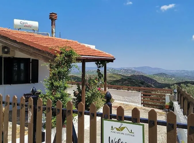 Pure Nature בית נופש *